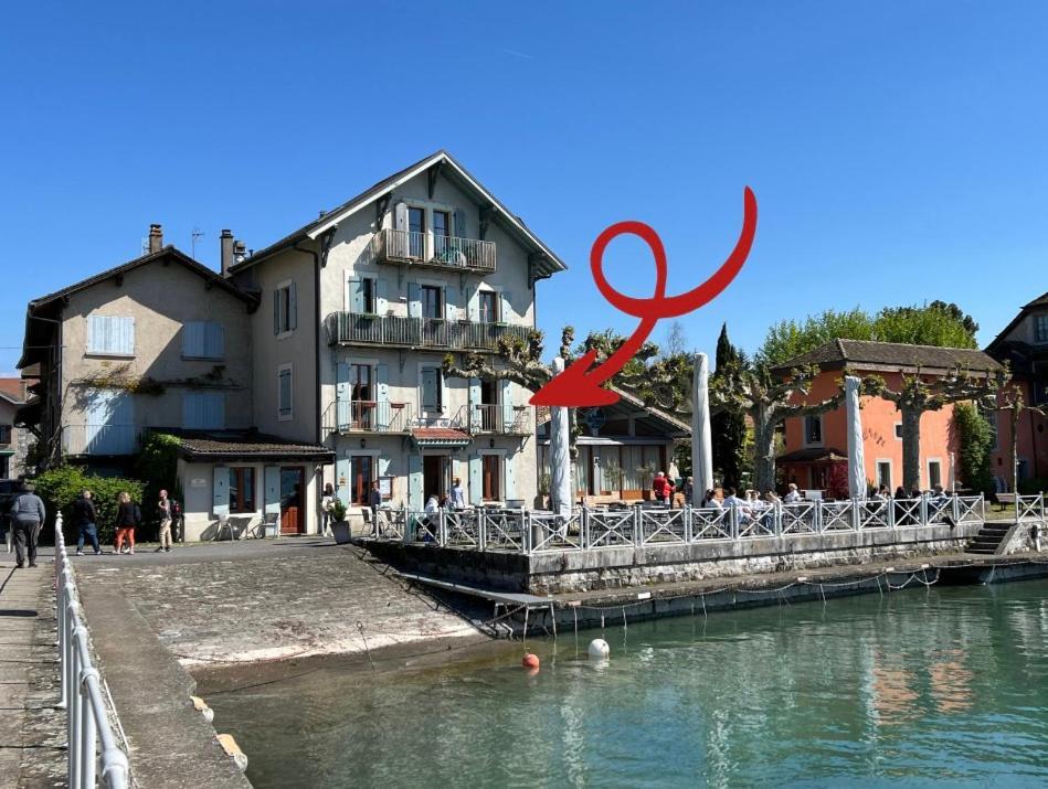 A 10 Metres De La ! Apartment *